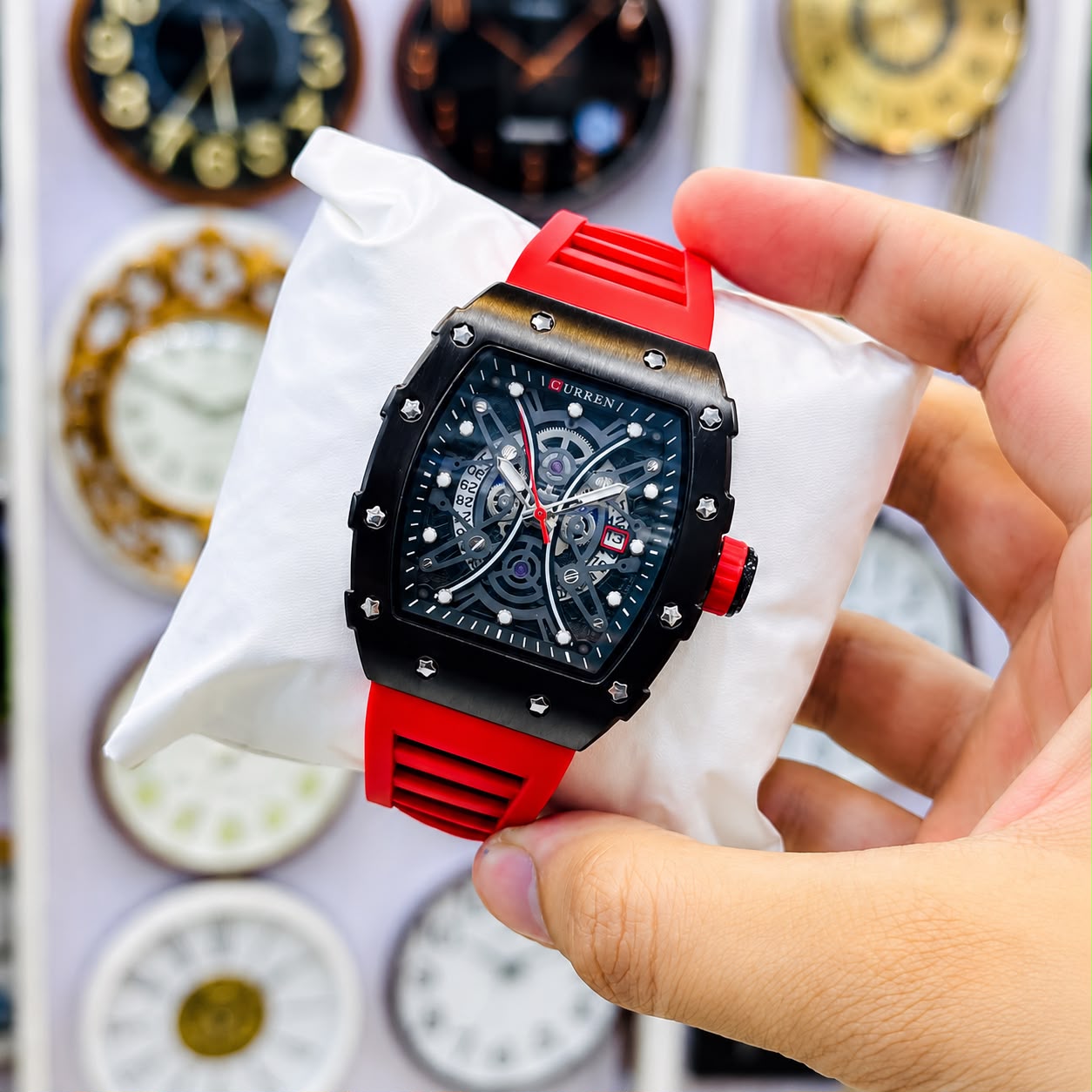 Reloj Original Curren 8438 Rojo Richard Mile